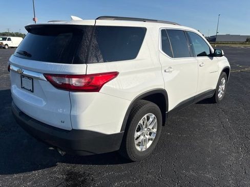 Used 2021 Chevrolet Traverse LT FWD image 4