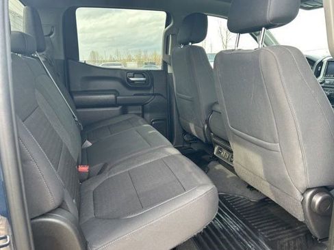 Used 2022 Chevrolet Silverado 1500 LT AWD/4WD image 34