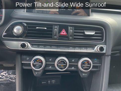 Used 2019 Genesis G70 2.0T Advanced w/ Elite Package image 20