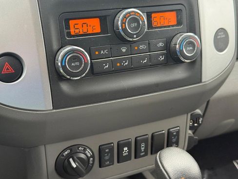 Used 2020 Nissan Frontier SV image 28