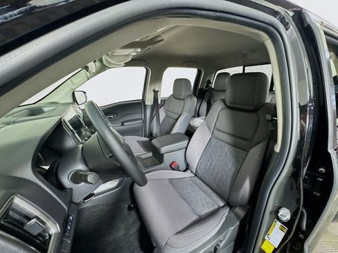 New 2026 Nissan Frontier SV w/ Tow Package image 18