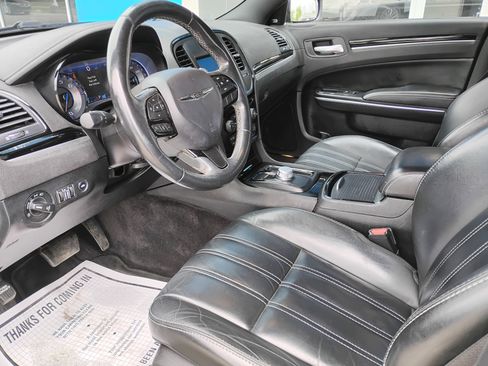 Used 2018 Chrysler 300 S w/ S Model Appearance Package AWD/4WD image 11