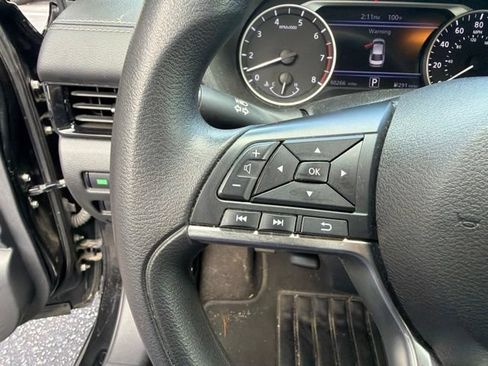 Used 2024 Nissan Sentra SV FWD image 21