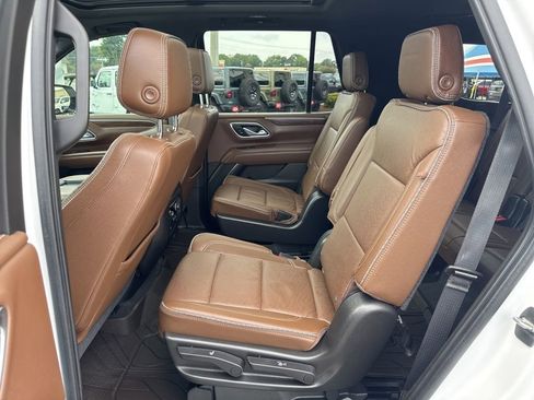 Used 2021 Chevrolet Tahoe High Country RWD image 26