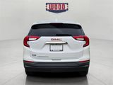 Used 2022 GMC Terrain SLE image 3