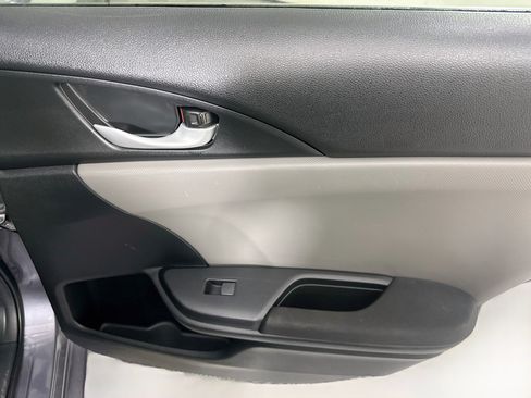 Used 2021 Honda Civic LX image 27