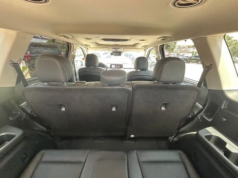 Used 2021 Kia Telluride EX AWD/4WD image 17