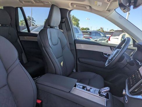 Used 2025 Volvo XC90 B6 Plus w/ Protection Package Premier image 27