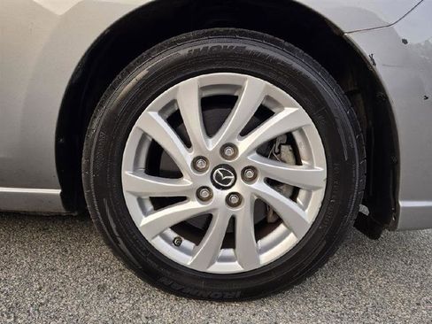 Used 2014 MAZDA MAZDA5 Sport FWD image 14