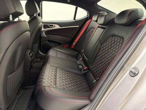 Used 2023 Genesis G70 3.3T w/ Sport Prestige Package RWD image 28