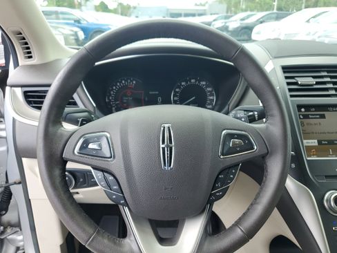 Used 2018 Lincoln MKC Premiere image 20