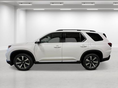 New 2025 Honda Pilot Touring image 6