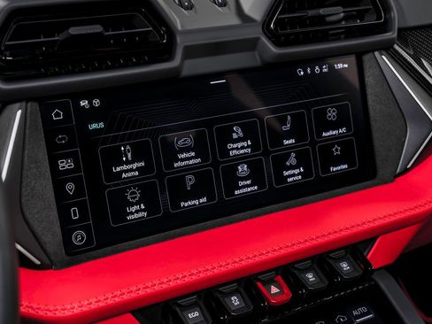 Used 2025 Lamborghini Urus SE image 67