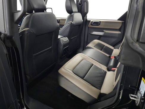 Used 2022 Ford Bronco Wildtrak image 33