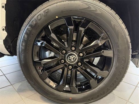 New 2026 Toyota 4Runner 4WD image 8