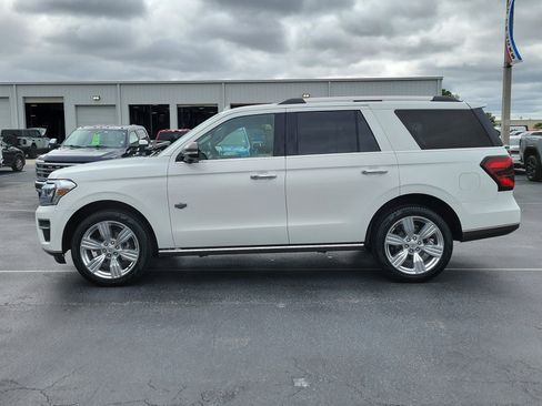 Certified 2024 Ford Expedition King Ranch RWD image 6