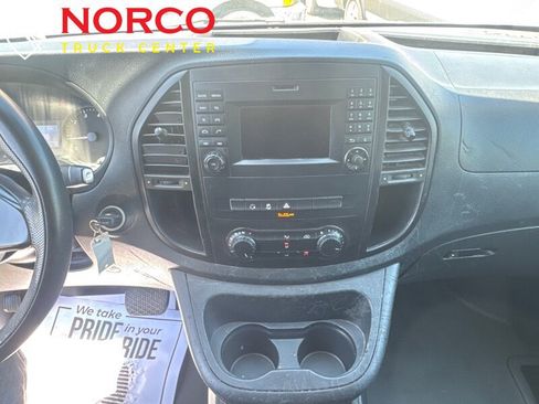 Used 2017 Mercedes-Benz Metris w/ Driver Efficiency Package image 20