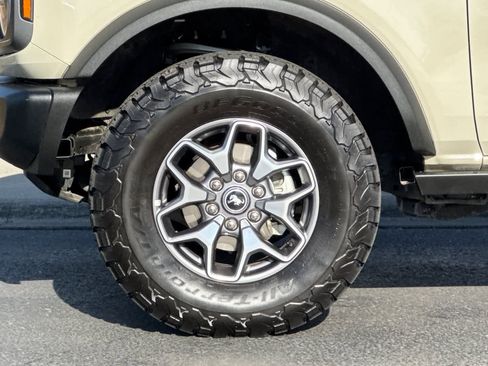 Certified 2025 Ford Bronco Badlands image 27