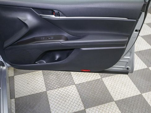 Used 2023 Toyota Camry LE FWD image 19