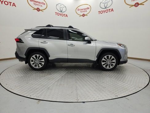 Certified 2020 Toyota RAV4 XLE Premium image 3