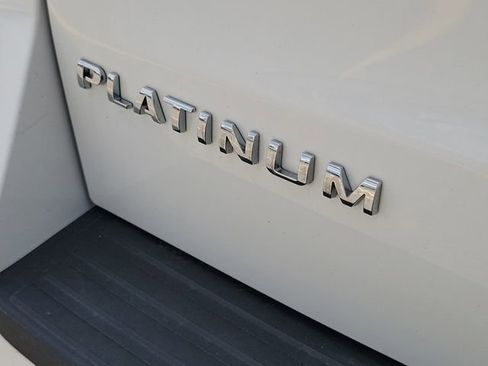 Used 2022 Ford Expedition Platinum AWD/4WD image 37