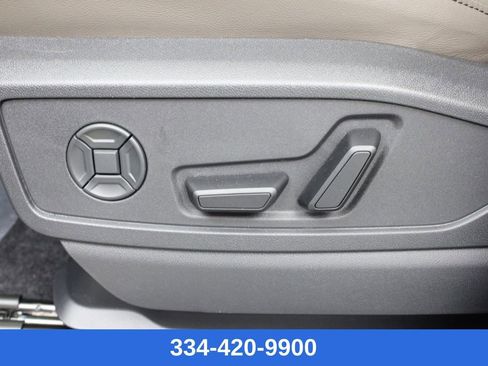 New 2025 Audi Q5 Premium Plus image 18