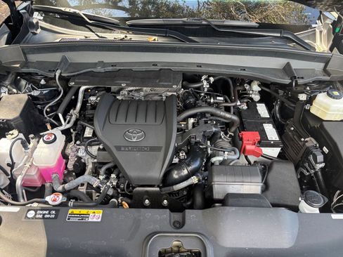 Used 2025 Toyota Grand Highlander FWD image 35