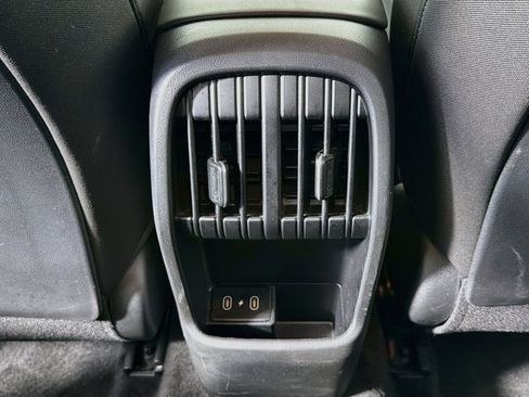 Used 2025 Hyundai Kona SEL FWD image 28