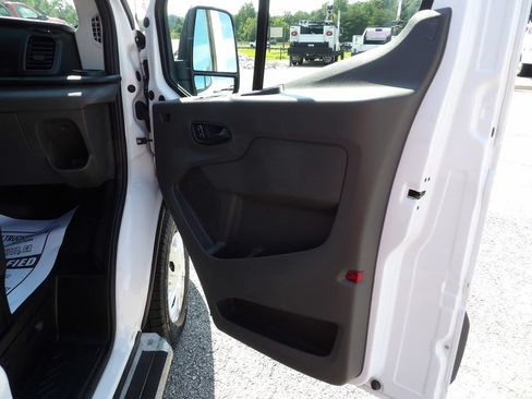 Used 2025 Ford Transit 250 Low Roof w/ Exterior Upgrade Package RWD image 29