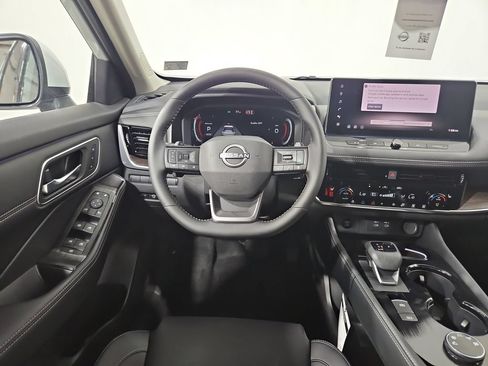 New 2026 Nissan Rogue Platinum w/ Platinum Premium Package AWD/4WD image 13