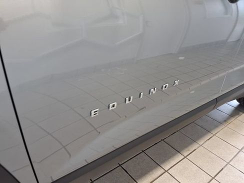 Used 2026 Chevrolet Equinox LT w/ Convenience Package II FWD image 6