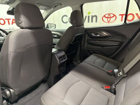 Used 2024 GMC Terrain SLE image 17