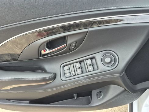 Used 2016 Buick LaCrosse Leather FWD image 13