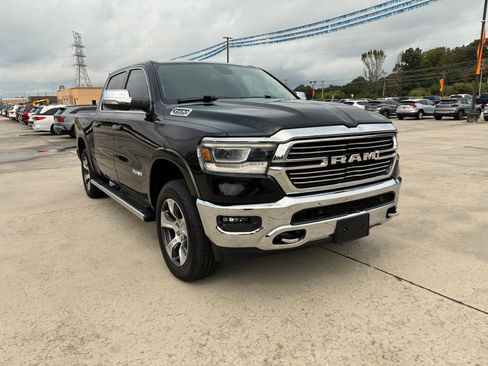 Used 2019 RAM 1500 Laramie image 4