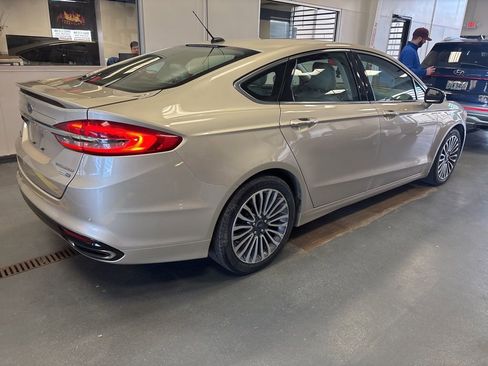 Used 2018 Ford Fusion Titanium image 4