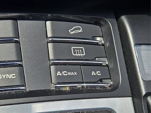 Used 2018 Porsche Macan GTS AWD/4WD image 27