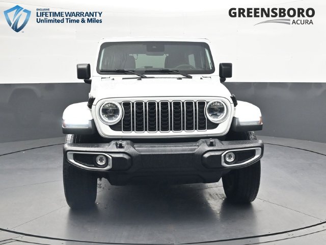 Used 2025 Jeep Wrangler Unlimited Sahara AWD/4WD image 13