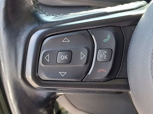 Used 2021 Jeep Gladiator Sport AWD/4WD image 19