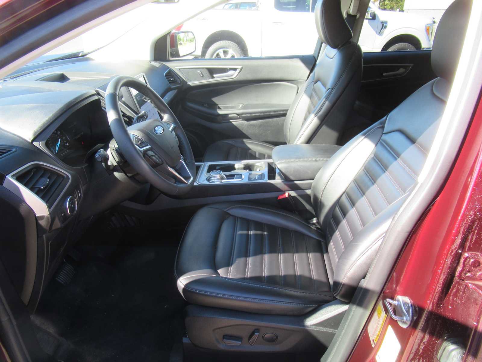 Certified 2024 Ford Edge SEL w/ Convenience Package AWD/4WD image 24