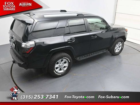Used 2023 Toyota 4Runner SR5 Premium w/ Moonroof Package AWD/4WD image 28