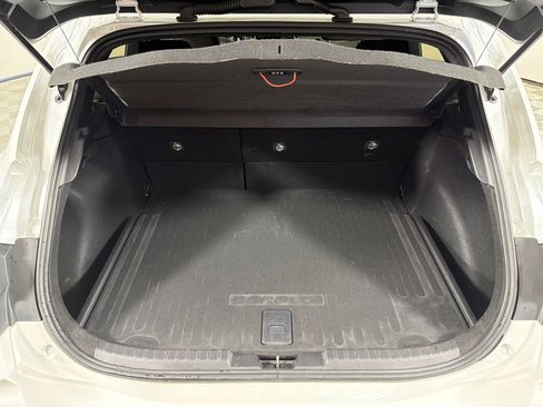 Used 2021 Toyota Corolla SE w/ SE Preferred Package image 18