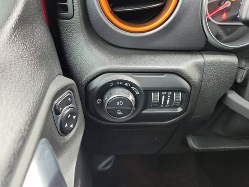 Used 2021 Jeep Gladiator Mojave image 22