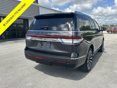 Used 2023 Lincoln Navigator Reserve RWD image 7