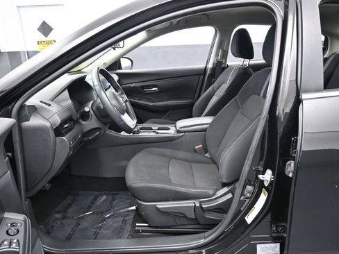 Used 2022 Nissan Sentra SV FWD image 11