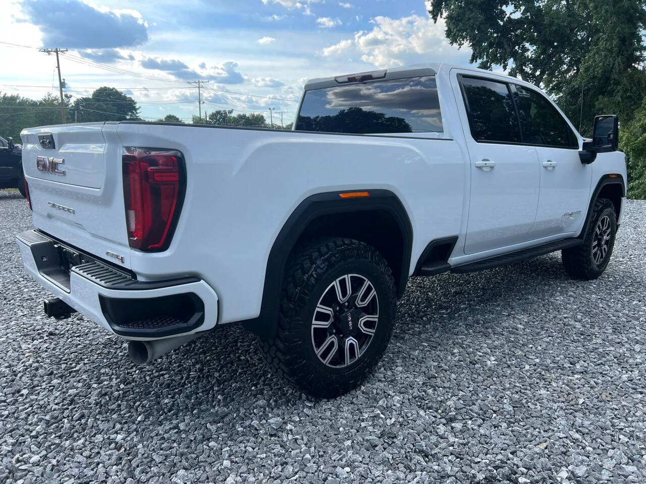 Used 2022 GMC Sierra 2500 AT4 w/ Gooseneck/5TH Wheel Package AWD/4WD image 8