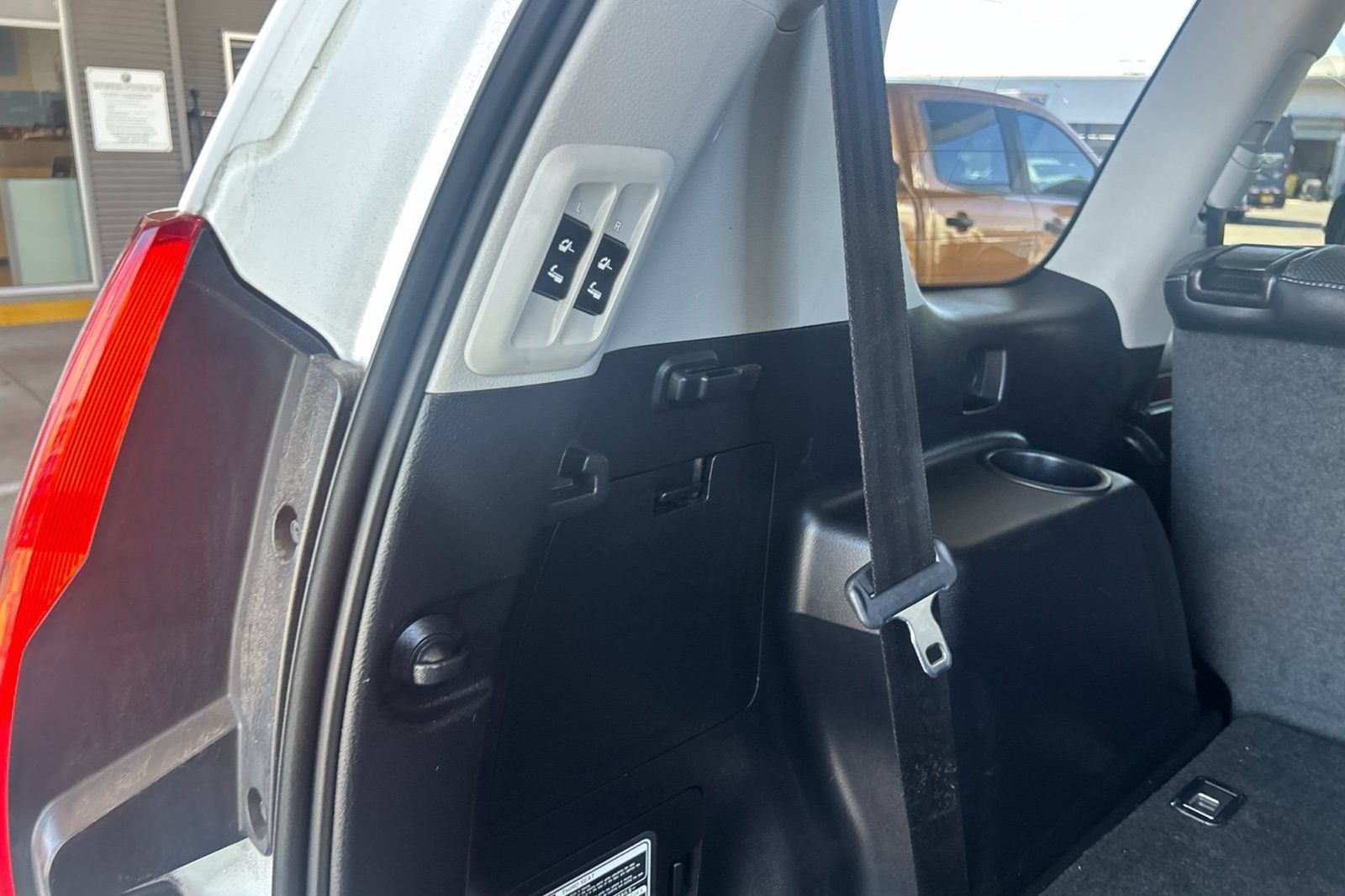 Used 2013 Lexus GX 460 w/ Convenience Pkg AWD/4WD image 42