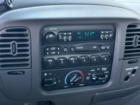 Used 1997 Ford F150 2WD Regular Cab image 15