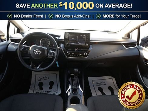 Used 2022 Toyota Corolla LE image 17