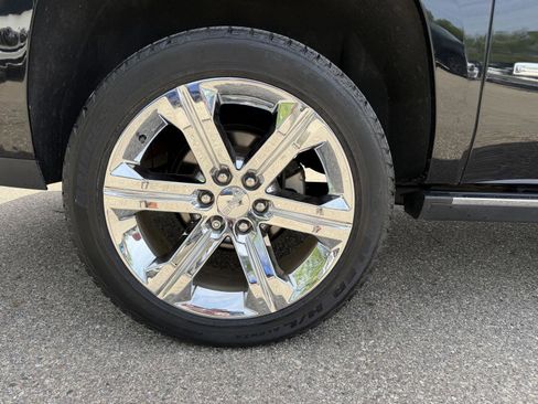 Used 2020 GMC Yukon XL Denali w/ Denali Ultimate Package AWD/4WD image 10