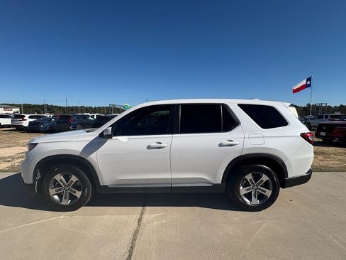 Certified 2025 Honda Pilot EX-L image 5